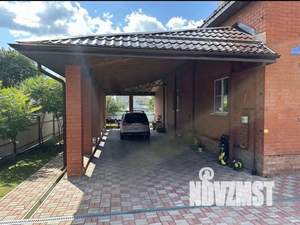 Коттедж 225м², 2-этажный, участок 10 сот.