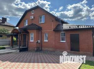 Коттедж 225м², 2-этажный, участок 10 сот.