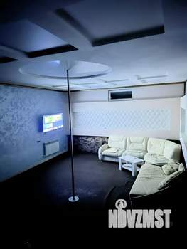 Дом 360м&sup2;, 3-этажный, посуточно, 