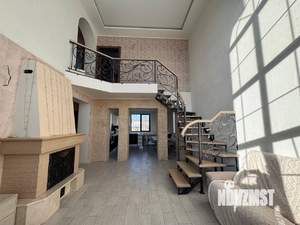 Таунхаус 400м&sup2;, 3-этажный, на длительный срок, 