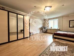 Дом 208м&sup2;, 2-этажный, на длительный срок, 