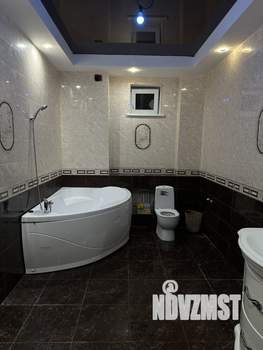 Дом 360м&sup2;, 3-этажный, посуточно, 