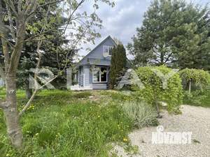 Дом 60м&sup2;, 2-этажный, участок 10 сот.  