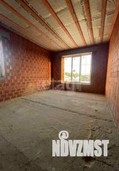 Дом 145м&sup2;, 2-этажный, участок 10 сот.  