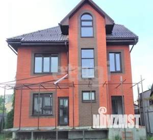 Дом 150м&sup2;, 2-этажный, участок 12 сот.  