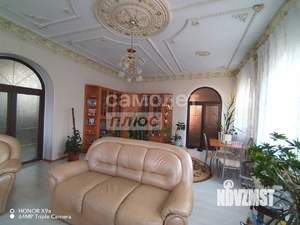 Дом 393м&sup2;, 2-этажный, участок 7 сот.  