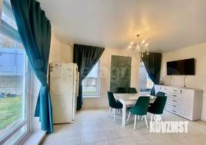 Дом 150м&sup2;, 2-этажный, участок 6 сот.  