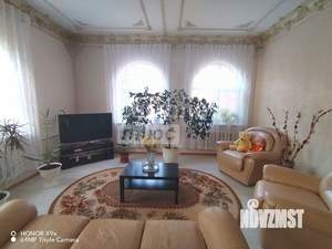 Дом 393м&sup2;, 2-этажный, участок 7 сот.  