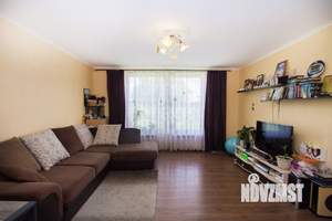 Дом 120м², 2-этажный, участок 10 сот.  