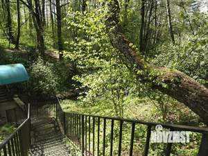 Дача 40м&sup2;, 2-этажный, участок 5 сот.  