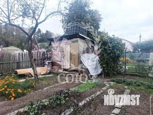 Дом 35м&sup2;, 2-этажный, участок 4 сот.  