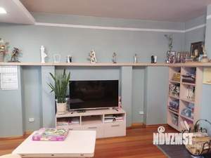 Дом 250м&sup2;, 2-этажный, участок 4 сот.  