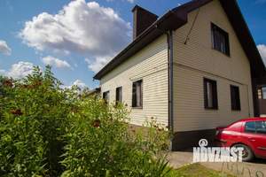 Дом 110м&sup2;, 2-этажный, участок 10 сот.  