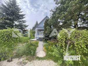 Дом 60м&sup2;, 2-этажный, участок 10 сот.  