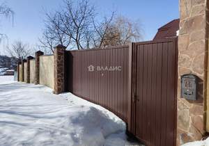 Дом 250м&sup2;, 2-этажный, участок 12 сот.  