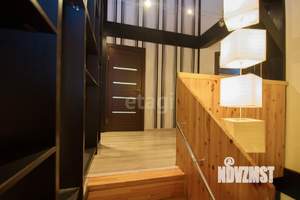 Дом 175м&sup2;, 2-этажный, участок 6 сот.  