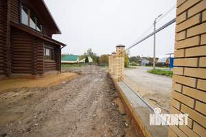 Дом 180м&sup2;, 2-этажный, участок 23 сот.  