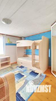 Дом 60м&sup2;, 2-этажный, участок 6 сот.  