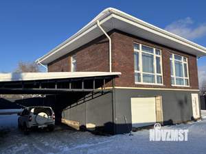 Дом 180м&sup2;, 2-этажный, участок 5 сот.  