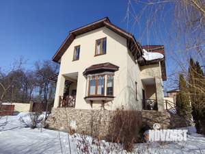 Дом 250м&sup2;, 2-этажный, участок 12 сот.  