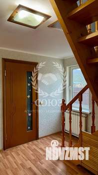 Дом 75м&sup2;, 2-этажный, участок 6 сот.  