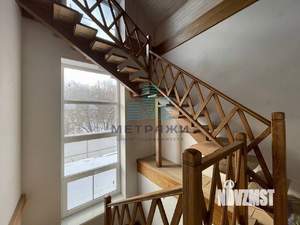 Дом 340м&sup2;, 3-этажный, участок 14 сот.  