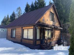 Дом 300м&sup2;, 3-этажный, участок 15 сот.  