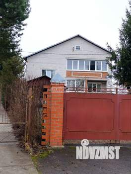 Дом 269м&sup2;, 2-этажный, участок 10 сот.  