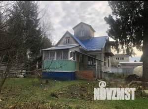 Дача 200м&sup2;, 2-этажный, участок 15 сот.  