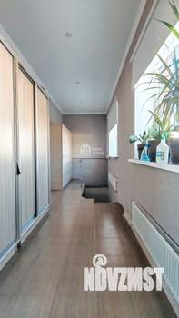 Дом 207м&sup2;, 3-этажный, участок 6 сот.  