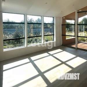 Дом 100м&sup2;, 1-этажный, участок 6 сот.  