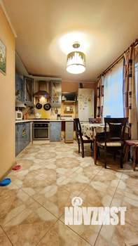 Дом 110м&sup2;, 2-этажный, участок 5 сот.  