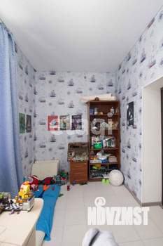 Дом 210м², 3-этажный, участок 10 сот.  