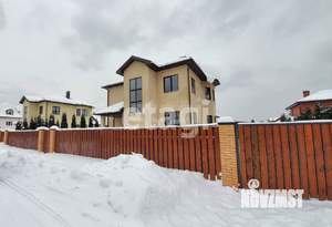 Дом 165м&sup2;, 2-этажный, участок 8 сот.  