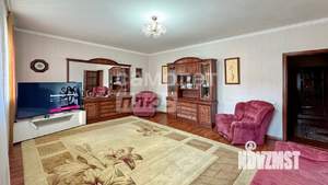 Дом 151м&sup2;, 2-этажный, участок 6 сот.  