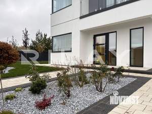 Коттедж 160м&sup2;, 2-этажный, участок 11 сот.  