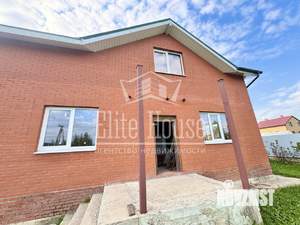 Таунхаус 160м&sup2;, 2-этажный, участок 8 сот.  