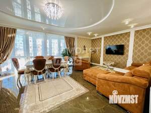 Дом 313м&sup2;, 4-этажный, участок 9 сот.  