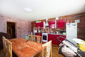 Дом 221м&sup2;, 2-этажный, участок 13 сот.  