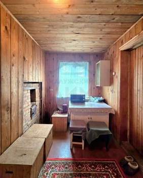 Дом 40м&sup2;, 2-этажный, участок 8 сот.  