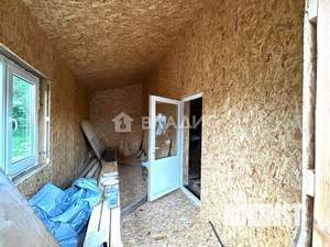 Дом 100м&sup2;, 2-этажный, участок 9 сот.  