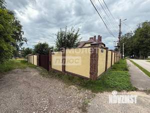 Дом 250м&sup2;, 3-этажный, участок 12 сот.  