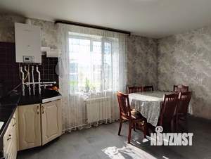 Дом 163м&sup2;, 2-этажный, участок 15 сот.  