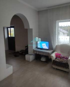 Дом 330м&sup2;, 3-этажный, участок 25 сот.  