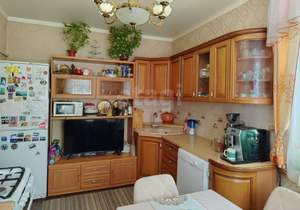 Дом 144м&sup2;, 2-этажный, участок 7 сот.  