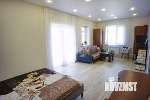 Дом 145м&sup2;, 2-этажный, участок 10 сот.  