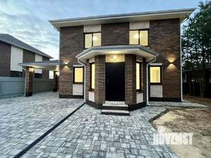 Дом 135м&sup2;, 2-этажный, участок 6 сот.  