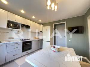 Дом 228м&sup2;, 2-этажный, участок 14 сот.  