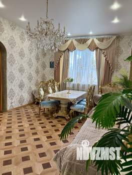 Дом 180м&sup2;, 1-этажный, участок 9 сот.  