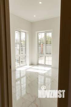 Коттедж 102м&sup2;, 1-этажный, участок 5 сот.  